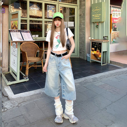 Women's Washed Light-colored Loose Wide-leg Cropped Denim Shorts